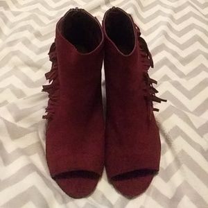 Burgundy toe- reveling booties